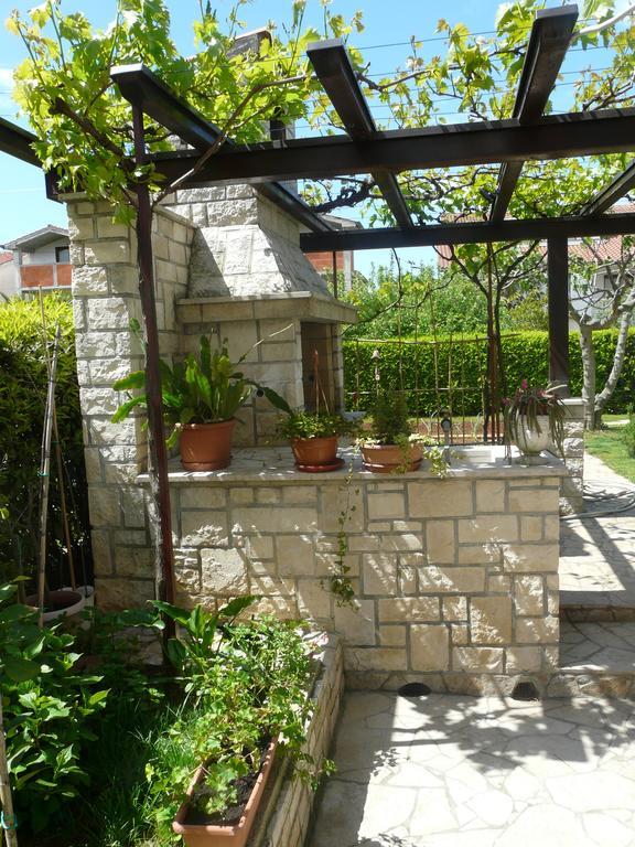 Apartments Mirela Poreč Exterior foto